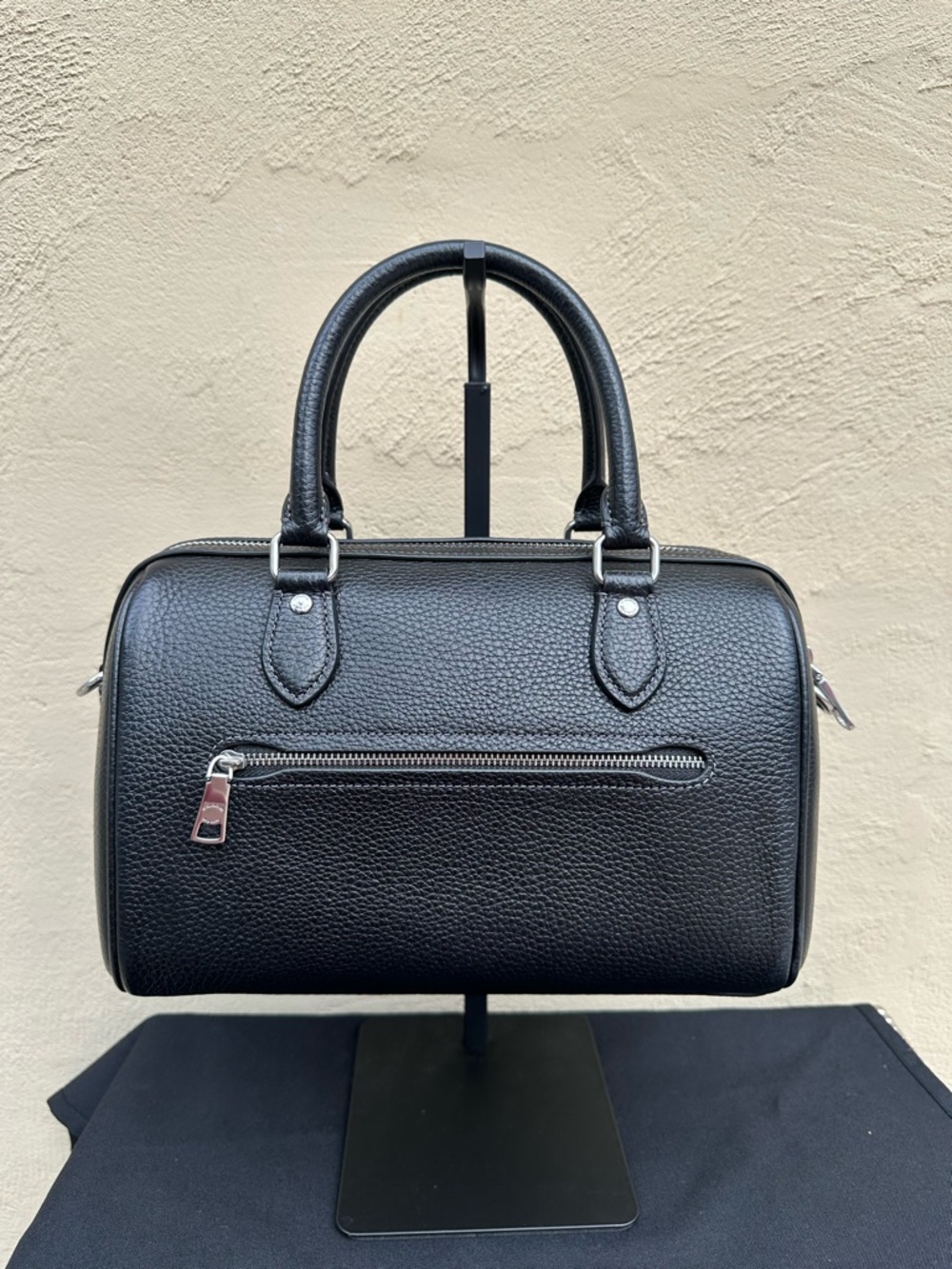 ♣️Coach Medium Black Pebbled Rowan Satchel Bag w/ Silver Hardware CV962♣️ - Picture 2 of 9